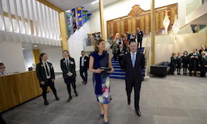 Jenny-and-John-Key-in-foyer-4web reduced